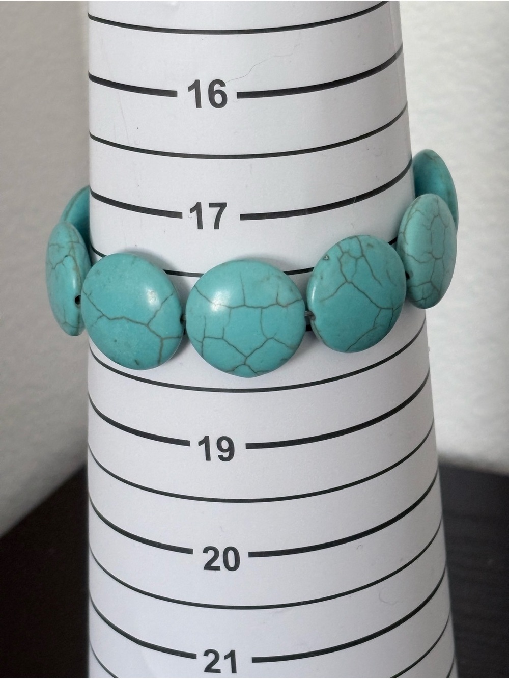 Handcrafted Turquoise beaded bracelet - Picture 3 of 4
